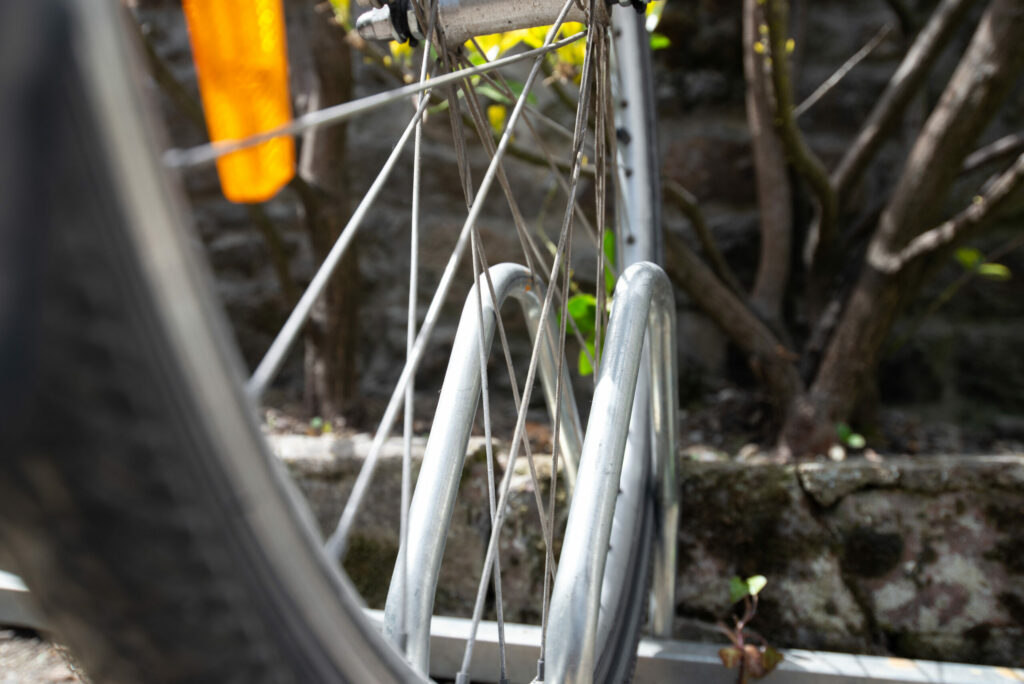 photo d'une roue de vélo devant le gîte Ty' Gali
Activités à réaliser autour de notre gîte